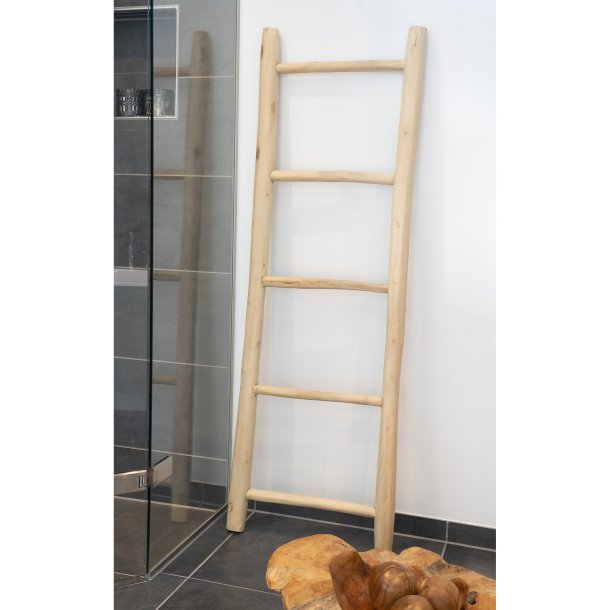 Teak Stige